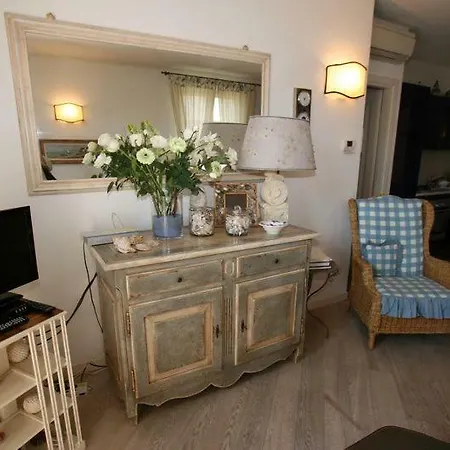Casina Rosa Apartment Forte dei Marmi